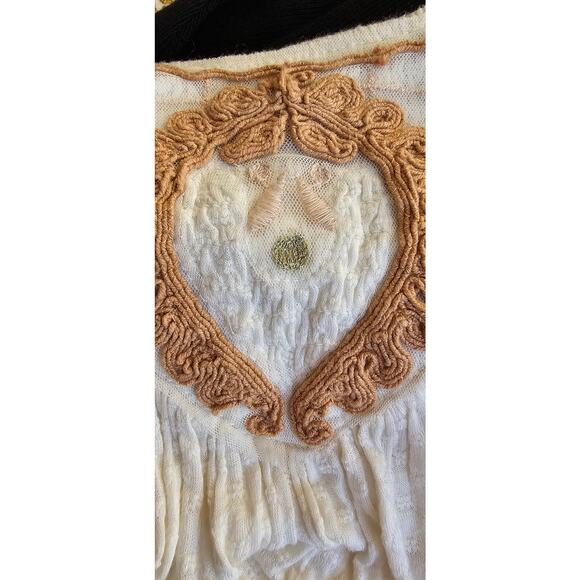 Free People Begonia Ivory Sand Embroidered Boho Peasant‎ Top Womens Size S - Picture 6 of 7